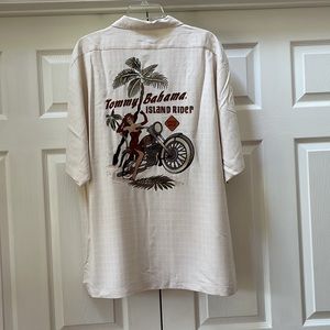 Mens Embroidered Island button down.